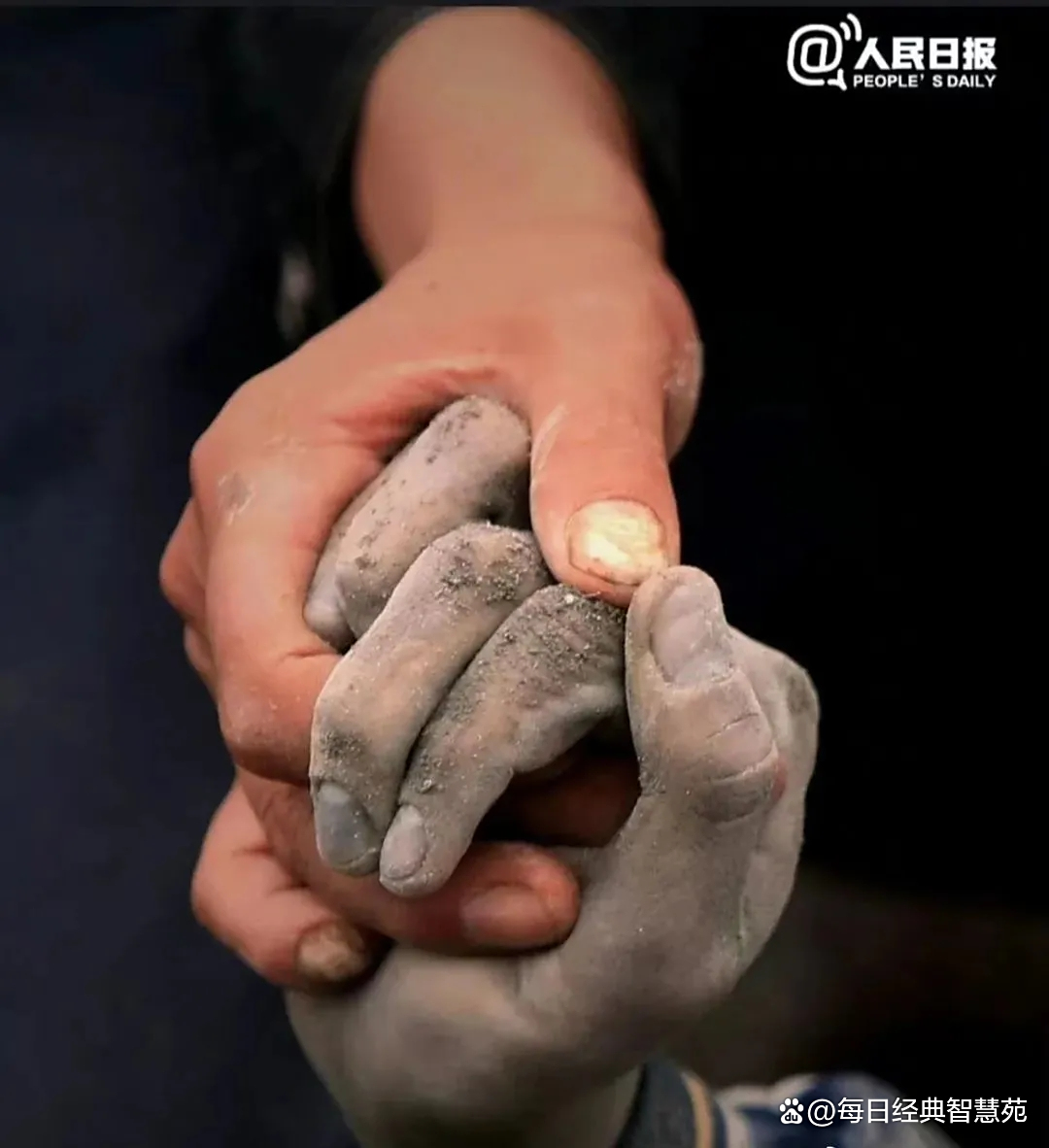 训练课后深圳队备战足总杯;止住颓势细节流出;底气十足;心理建设被强调的简单介绍 训练课后深圳队备战足总杯;止住颓势细节流出;底气十足;心理建设被强调的简单介绍